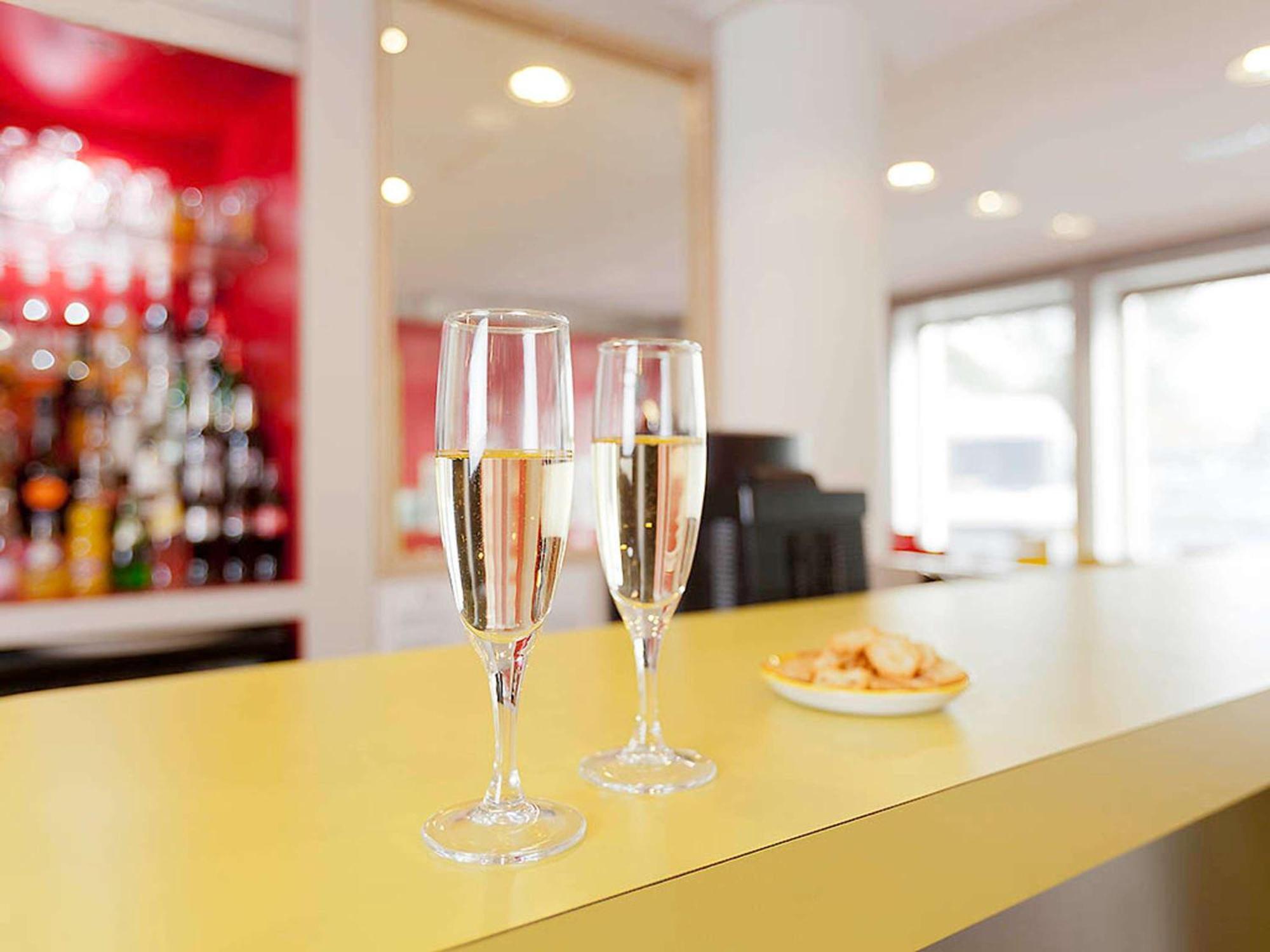 Ibis Styles Honfleur Centre Historique Hotel Eksteriør billede
